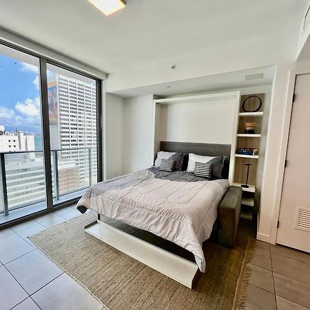 Spacious Studio In The Heart Of Downtown Miami Apartment Exterior photo